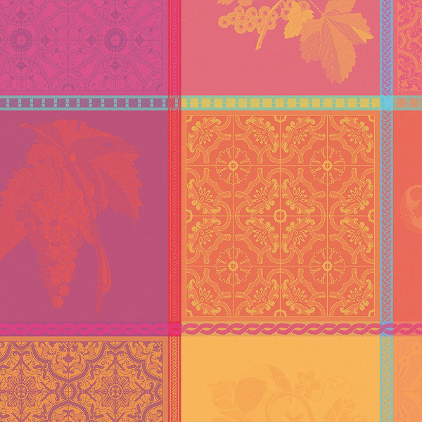 multicolor napkin