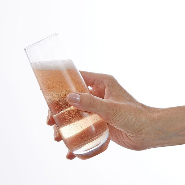 champagne flute